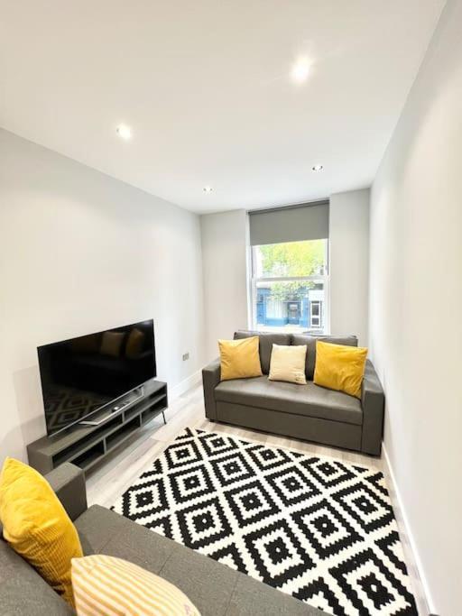 Wow Abbey Road Apartment - Sleeps Up To 8 London Eksteriør bilde